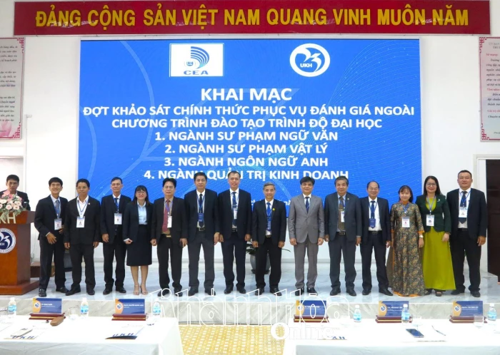 Trường Đại học Khánh Hòa khai mạc đợt khảo sát chính thức phục vụ đánh giá ngoài 4 chương trình đào tạo đại học