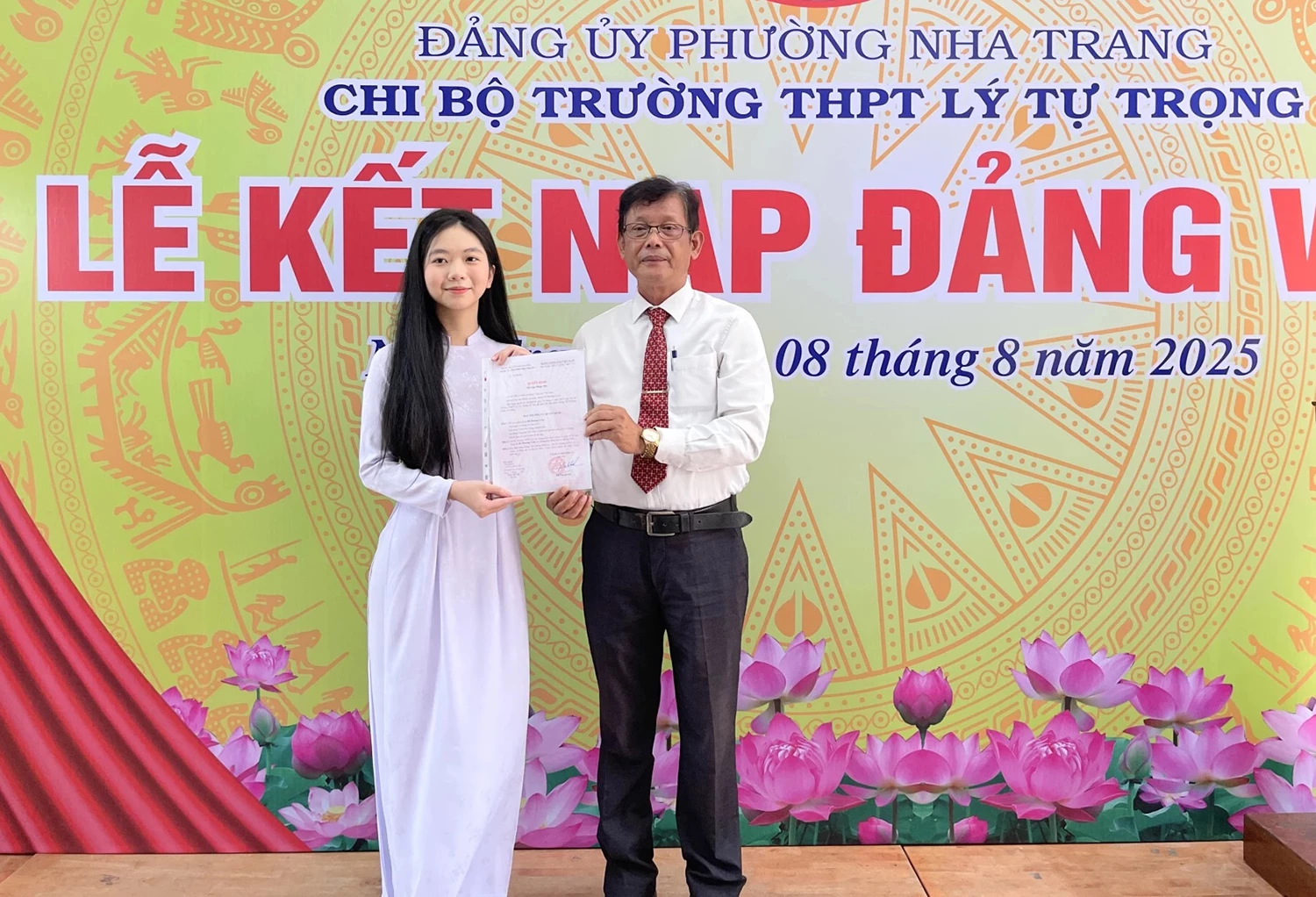 Đẩy mạnh công tác phát triển đảng viên nhiệm kỳ 2025 - 2030