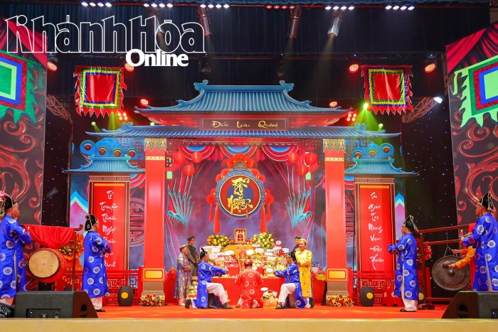 Nhà hát Nghệ thuật truyền thống tỉnh Khánh Hòa kỷ niệm Ngày Sân khấu Việt Nam