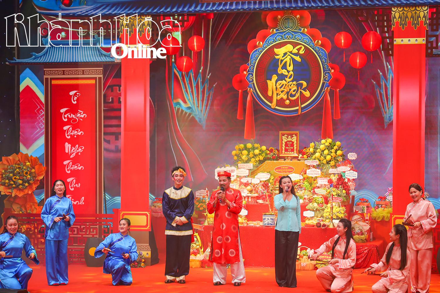 Màn hát khai khẩu dân ca bài chòi “Nhớ ơn tổ nghiệp”.