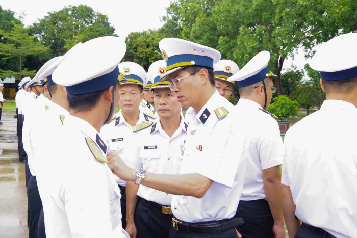 Quân chủng Hải quân kiểm tra đơn vị vững mạnh toàn diện tại Lữ đoàn 146