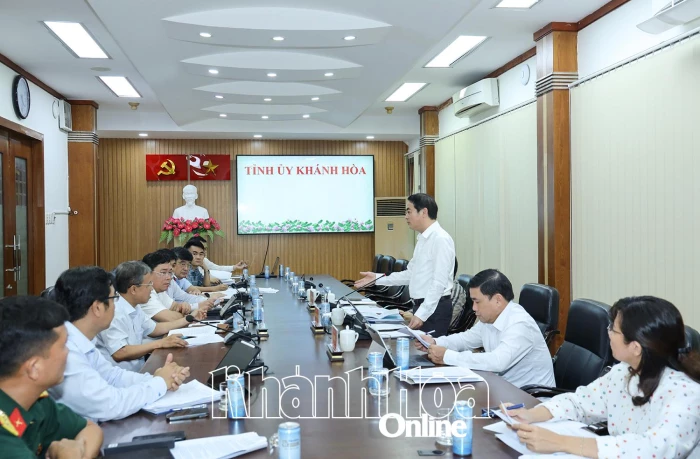 Khẩn trương hoàn thành tháo gỡ khó khăn, vướng mắc cho các dự án