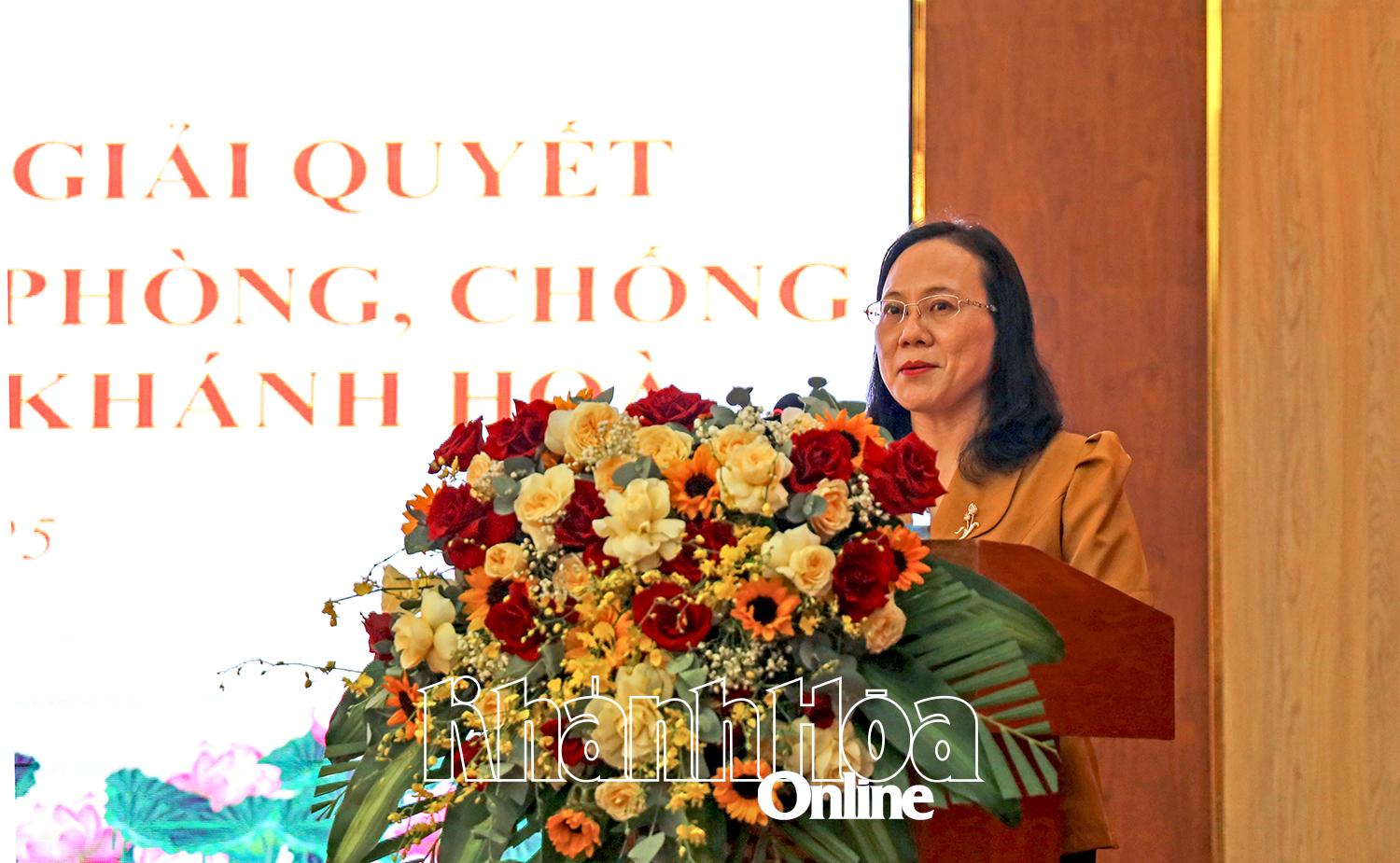 Đại diện Đảng ủy phường Phan Rang phát biểu.