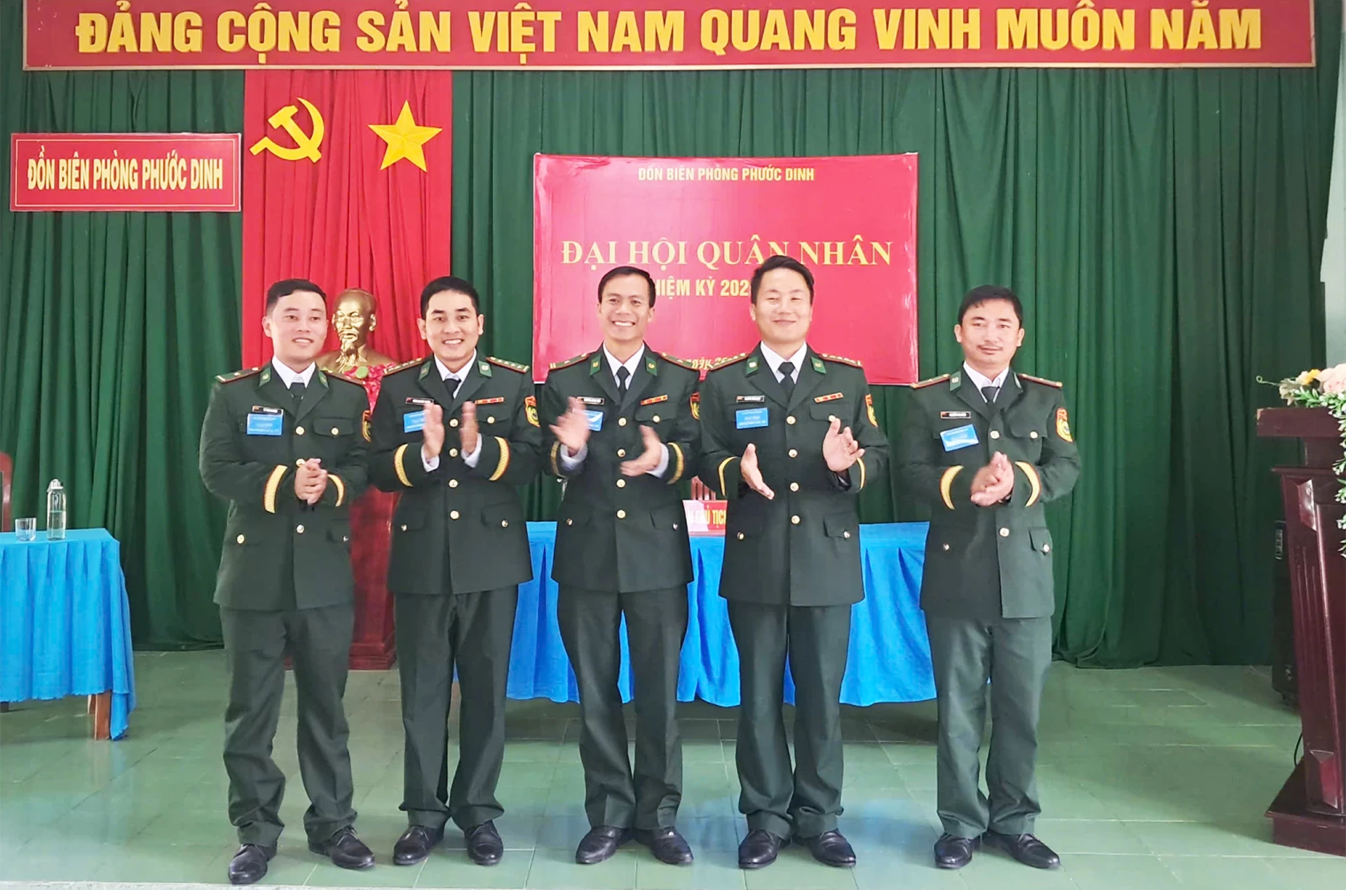 Hội đồng Quân nhân Đồn Biên phòng Phước Dinh nhiệm kỳ 2025 - 2027 ra mắt đại hội.
