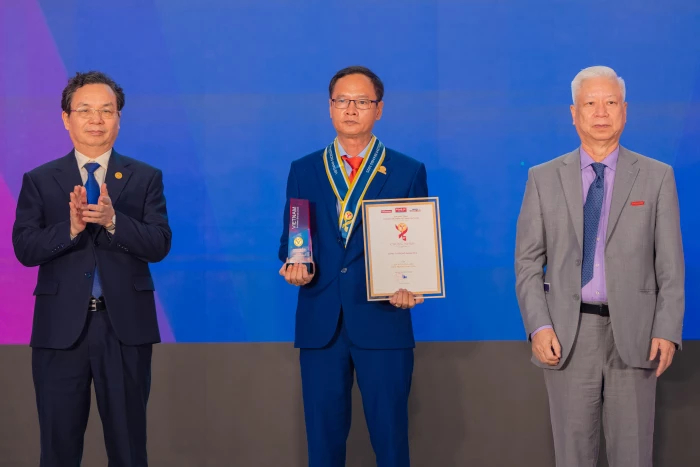 Yến sào Khánh Hòa được vinh danh trong Top 10 Thương hiệu tăng trưởng xanh 2025