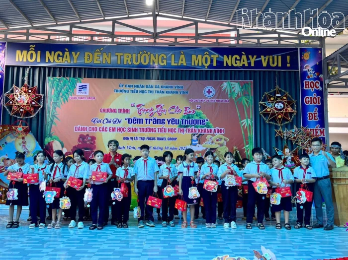 Hội Chữ thập đỏ tỉnh Khánh Hòa: Tổ chức “Đêm trăng yêu thương” cho học sinh Trường Tiểu học Thị trấn Khánh Vĩnh