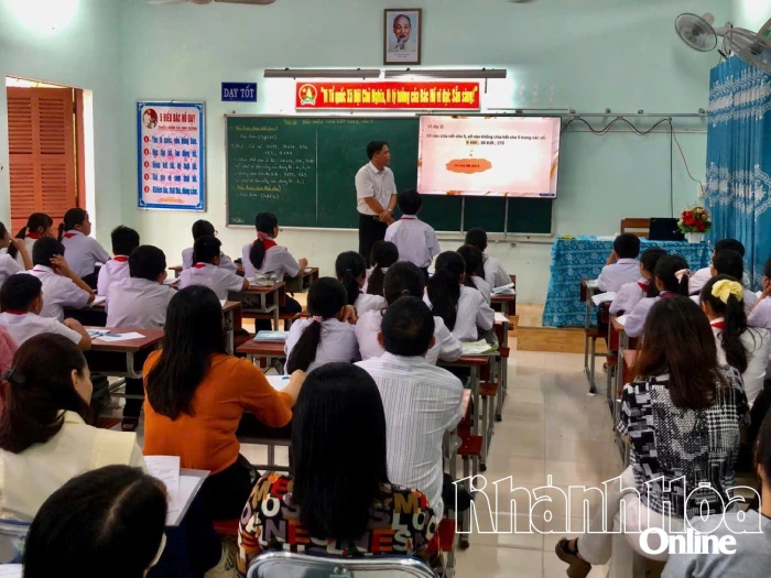 Trường THCS Âu Cơ ứng dụng AI trong dạy và học Toán