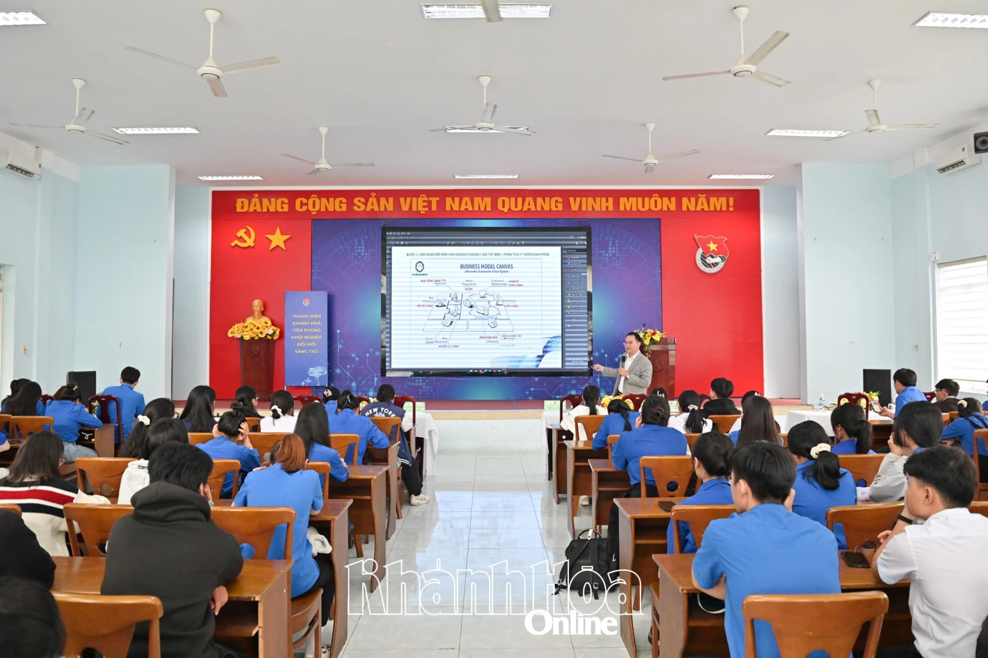 Các đoàn viên, thanh niên tham gia tập huấn.