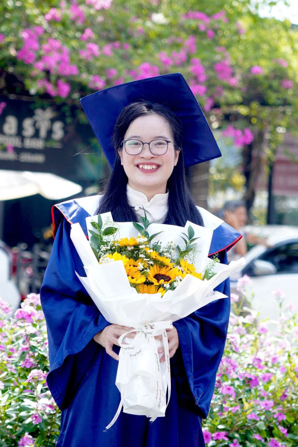 Chị Bùi Ngọc Hà Duy.
