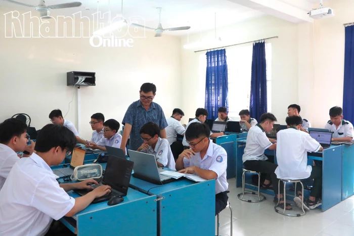 Tập trung bồi dưỡng đội tuyển học sinh giỏi