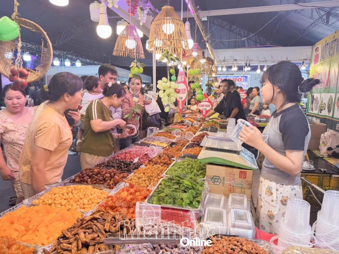 Hội chợ Thương mại và Kích cầu tiêu dùng Khánh Hòa năm 2025: Tạo không gian kết nối và xúc tiến thương mại