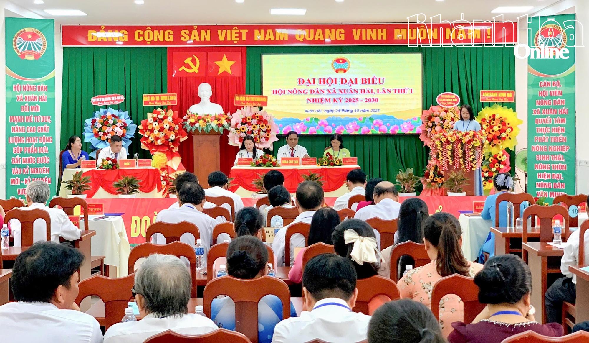 Quang cảnh đại hội.