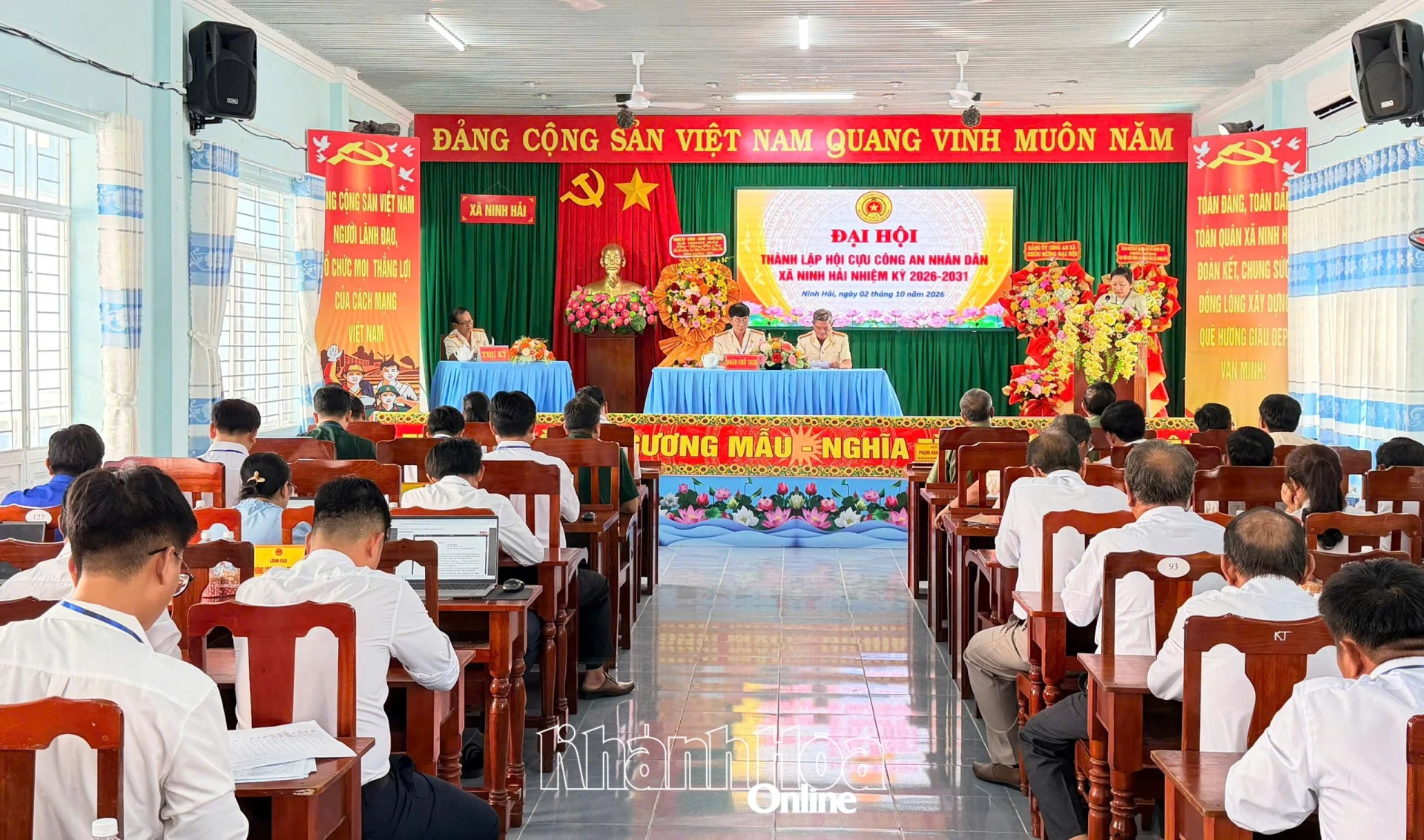 Quang cảnh đại hội.
