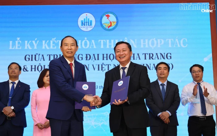 Trường Đại học Nha Trang ra mắt diễn đàn kinh tế biển
