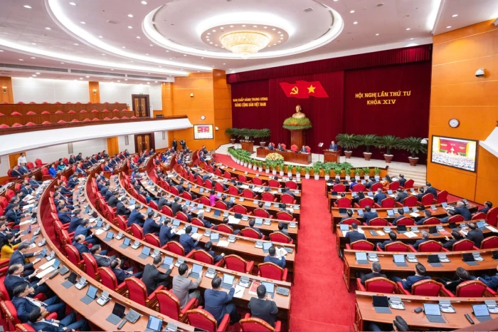 Thông cáo báo chí về ngày làm việc thứ hai Hội nghị lần thứ tư Ban Chấp hành Trung ương Đảng khóa XIV