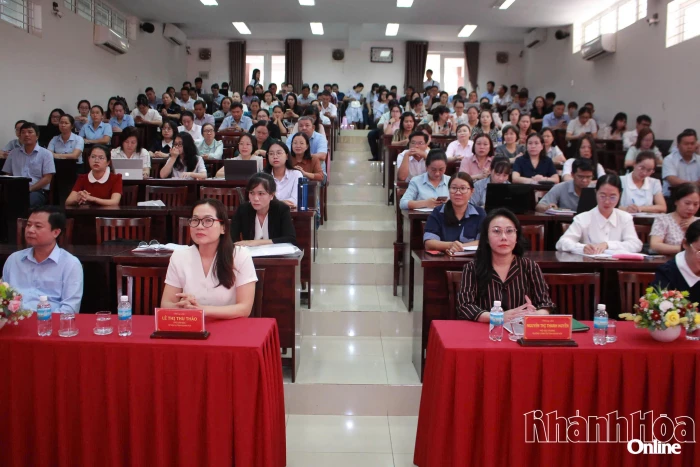 Bồi dưỡng nghiệp vụ công tác thi đua, khen thưởng và cải cách hành chính