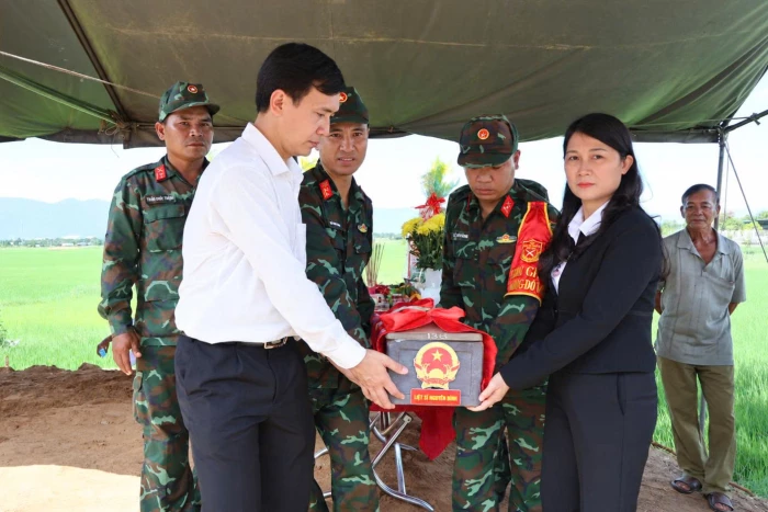 Phường Đô Vinh quy tập hài cốt liệt sĩ tại Tổ dân phố Lương Tri
