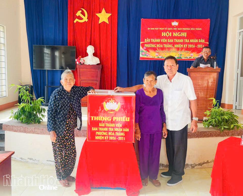 Hội nghị bầu Ban Thanh tra nhân dân phường Hòa Thắng, nhiệm kỳ 2026-2031 tại Tổ dân phố Thuận Lợi.