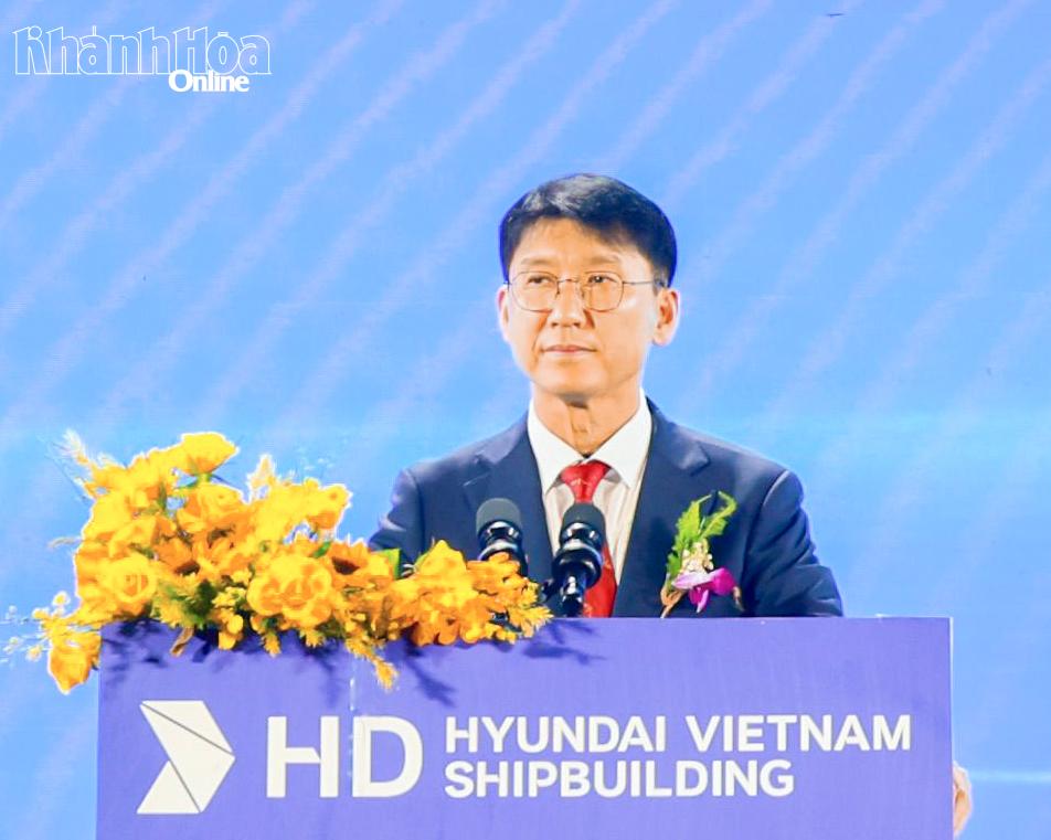 Ông Jin Sang Ho - Tổng Giám đốc Công ty TNHH Đóng tàu HD Hyundai Việt Nam phát biểu.