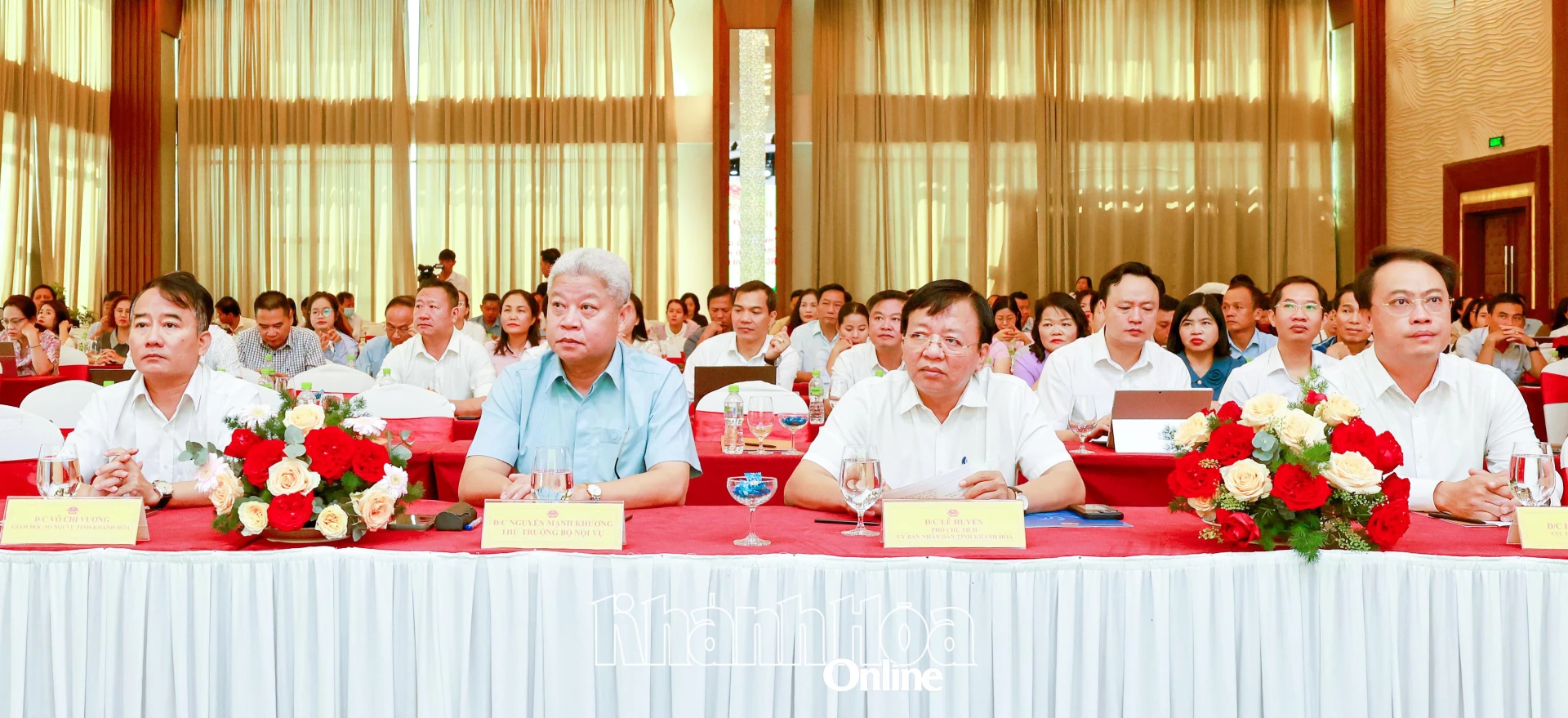 Lãnh đạo Bộ Nội vụ và UBND tỉnh Khánh Hòa tham dự lớp tập huấn.