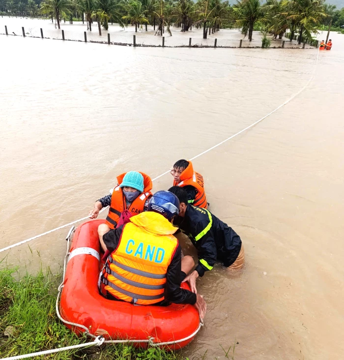 Xã Vạn Ninh chủ động ứng phó với thiên tai
