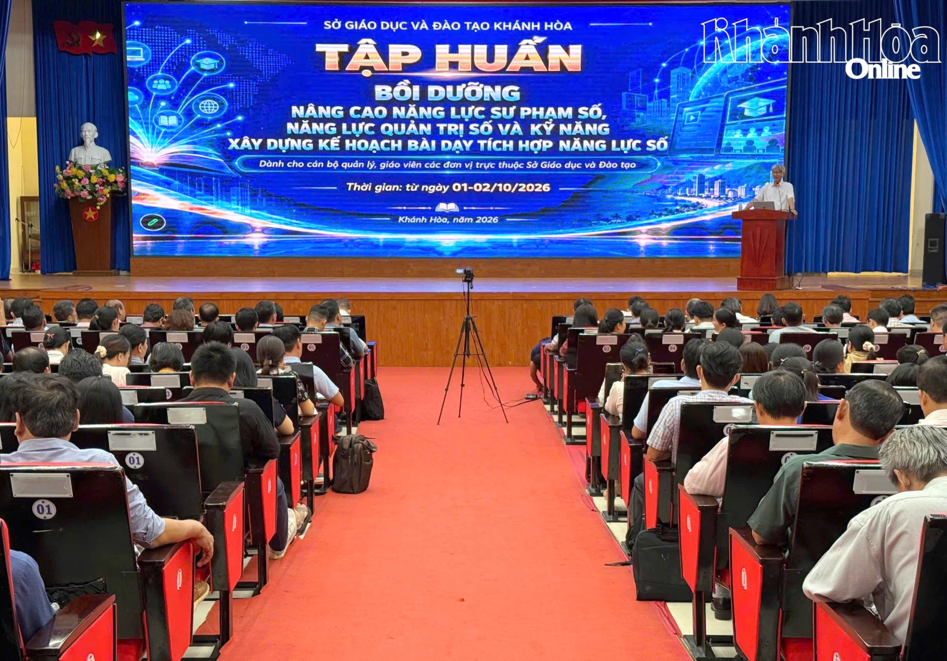 Quang cảnh lớp bồi dưỡng.