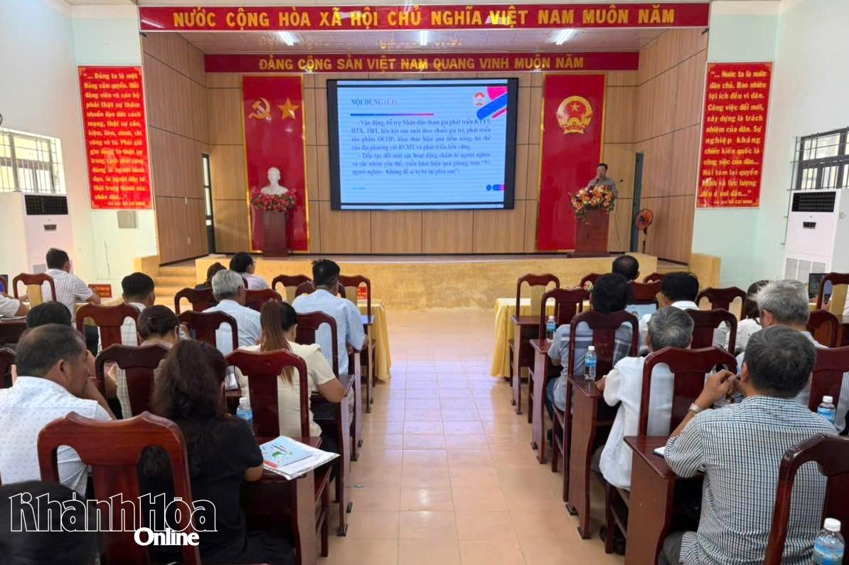 Quang cảnh hội nghị. 