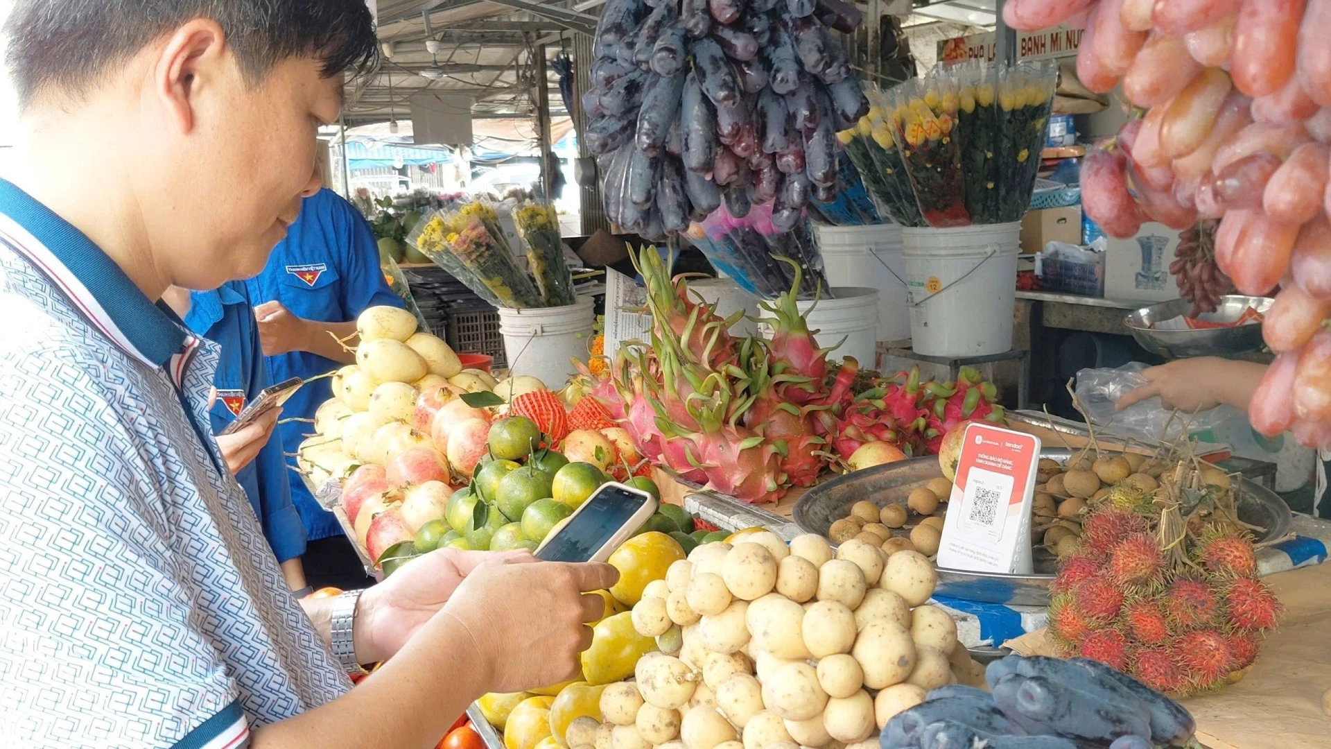 Loa Tendoo được các tiểu thương chợ Nhị Long (Vĩnh Long) lựa chọn sử dụng.