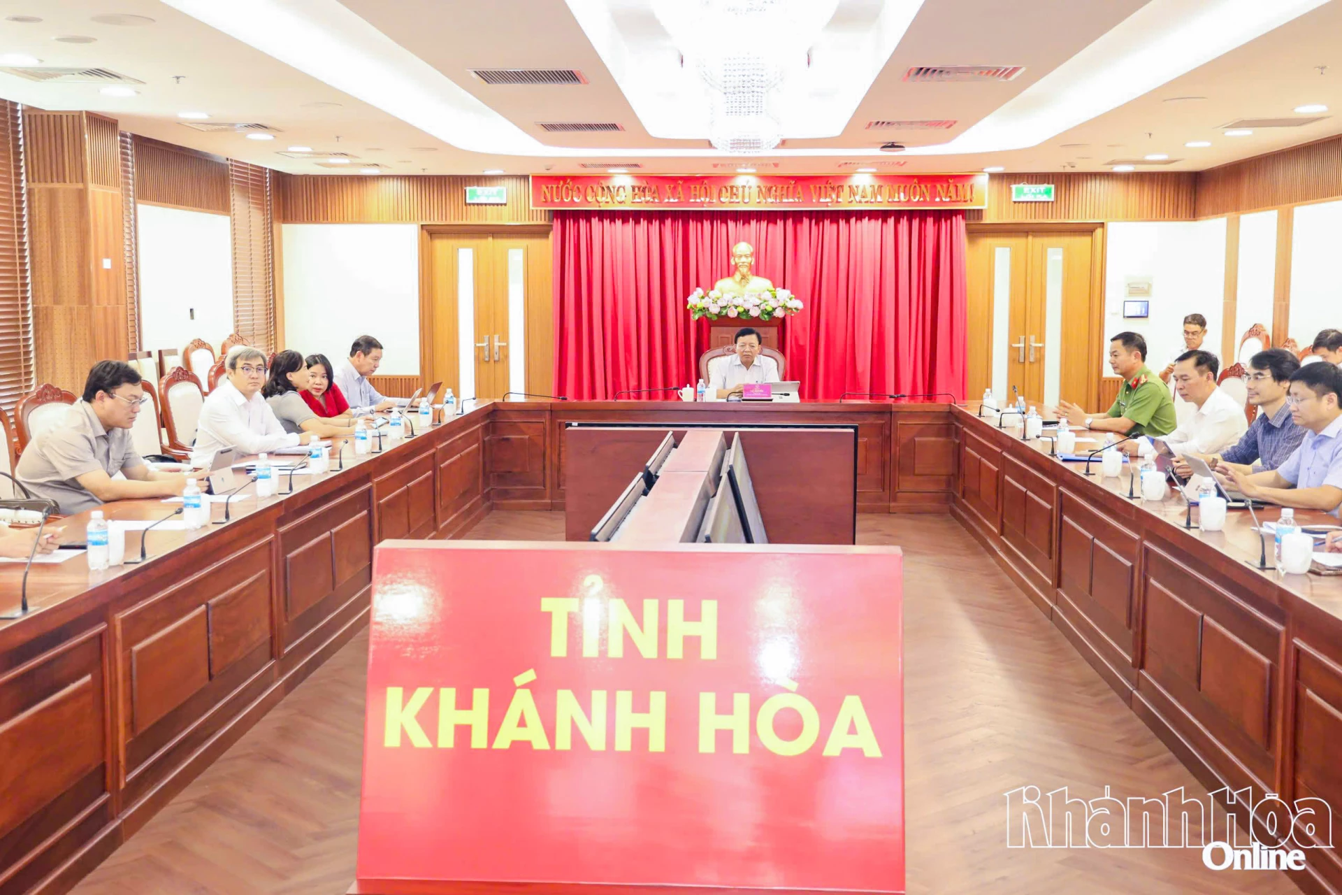 Quang cảnh điểm cầu Khánh Hòa.