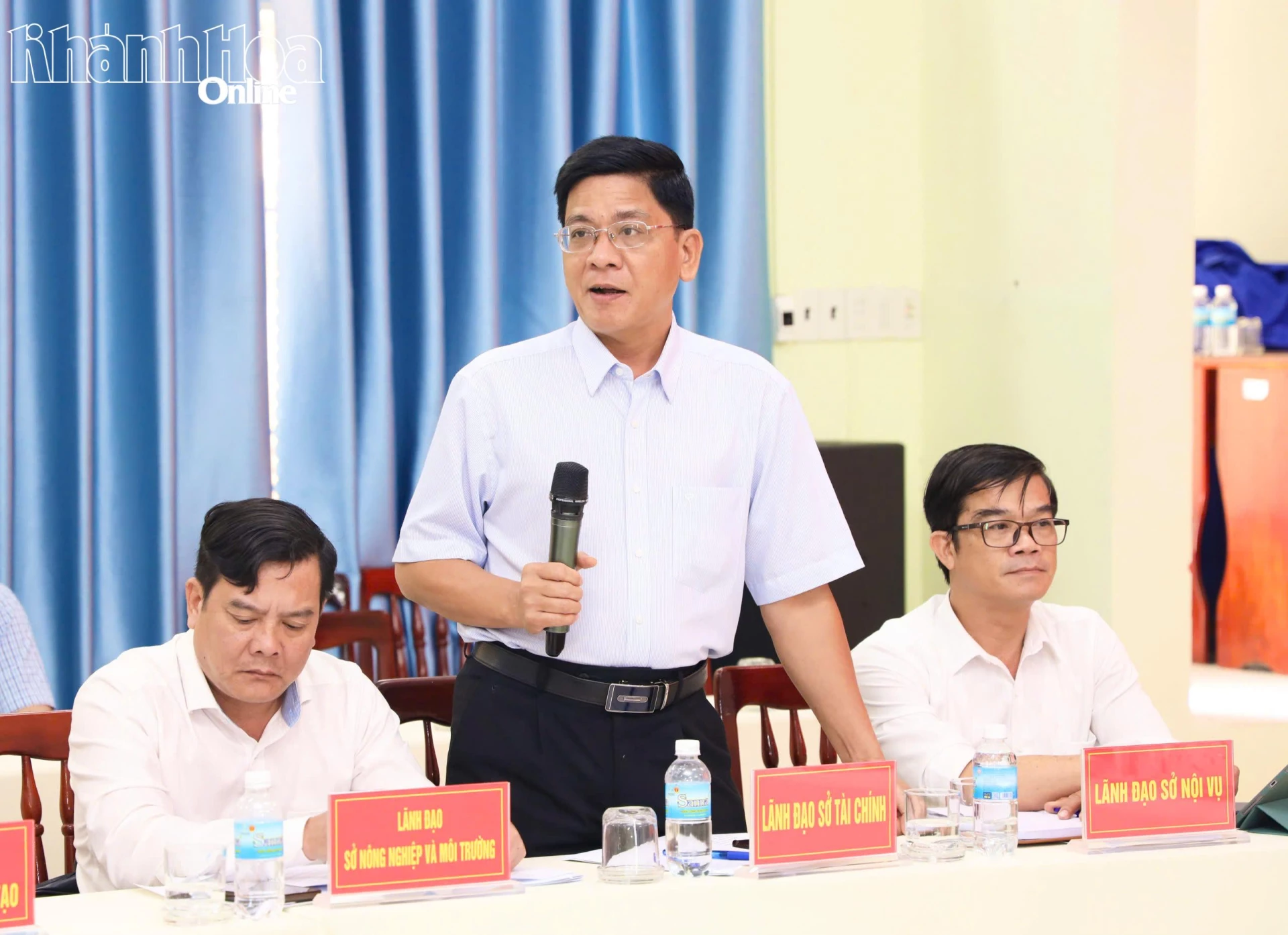 Lãnh  đạo  Sở  Tài chính giải  đáp một số vấn đề địa  phương kiến nghị 