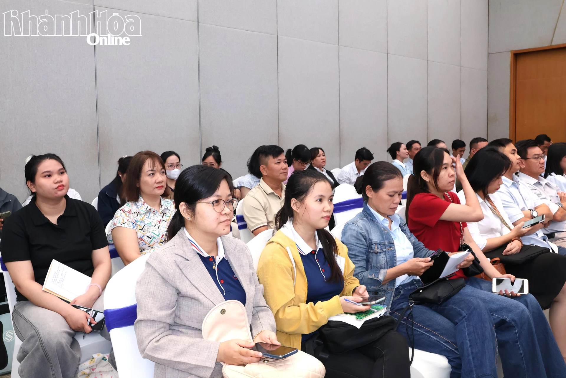 Các học viên tham dự tại lớp học.