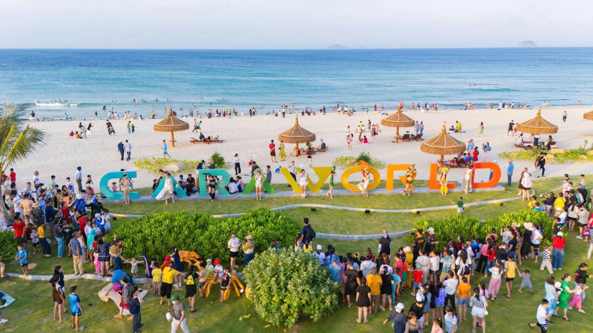CaraWorld Cam Ranh – dự án bất động sản tiêu biểu của KN Holdings từng được vinh danh Top 10 Đô thị du lịch, nghỉ dưỡng, giải trí tốt nhất Việt Nam tháng 6 vừa qua.