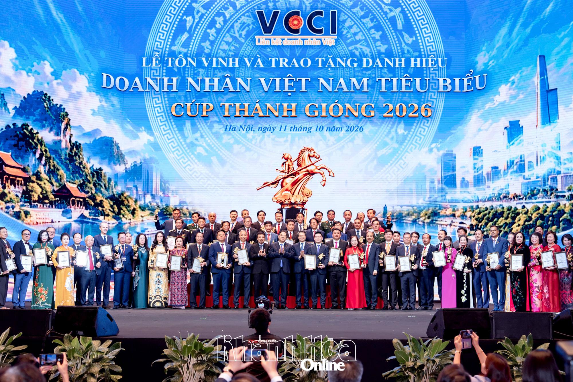 Các doanh nhân được vinh danh “Doanh nhân Việt Nam tiêu biểu - Cúp Thánh Gióng” năm 2026.