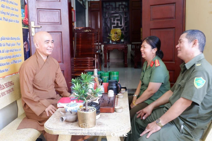 Giữ bình yên từ cơ sở - Kỳ 2: Gần dân, hiểu dân