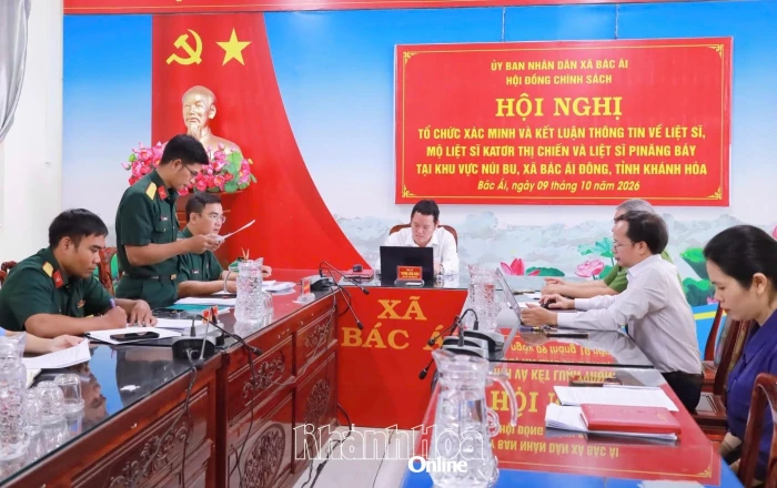 Xã Bác Ái tổ chức xác minh thông tin về mộ liệt sĩ Katơr Thị Chiến và liệt sĩ Pi Năng Báy