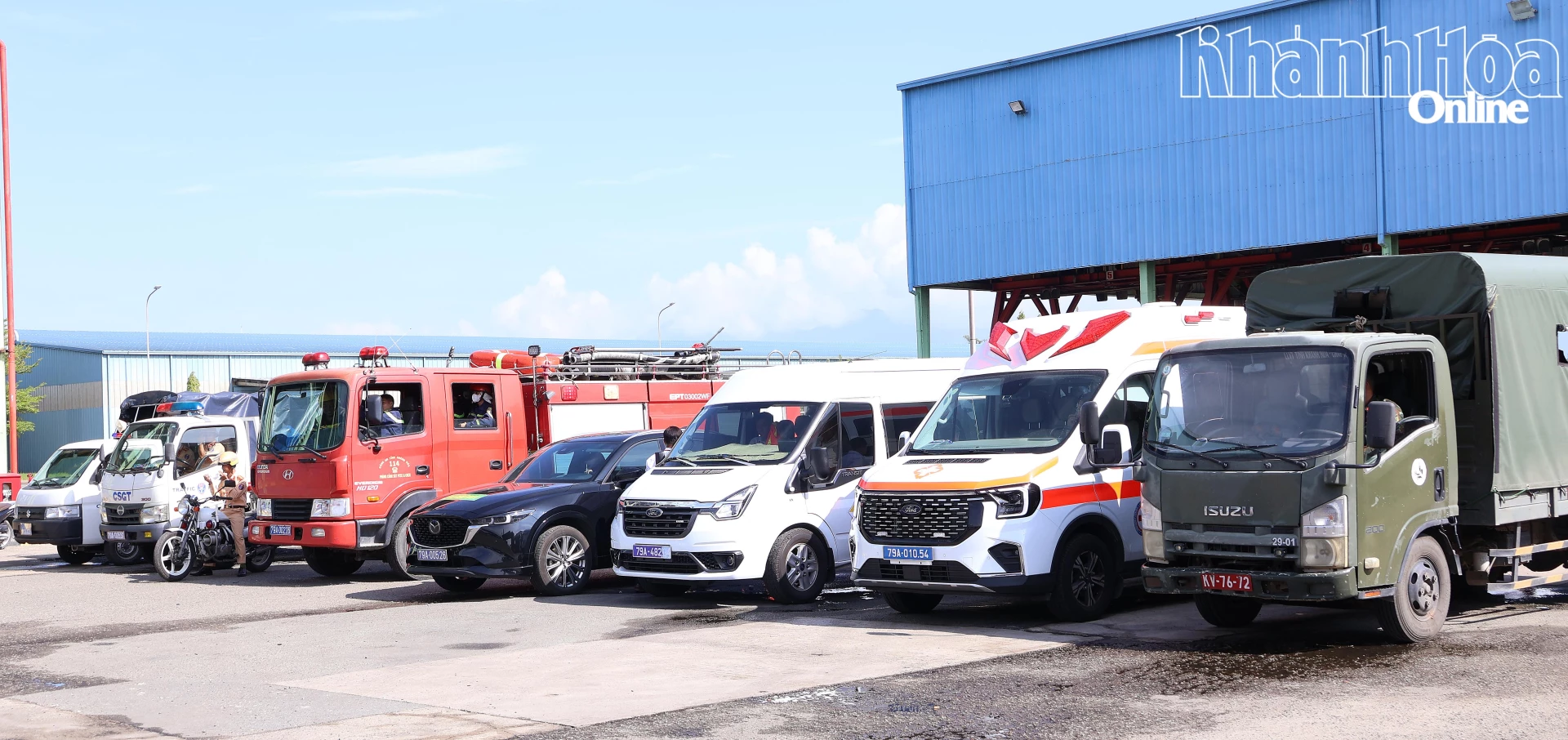 Các lực lượng chuẩn bị tham gia buổi diễn tập.