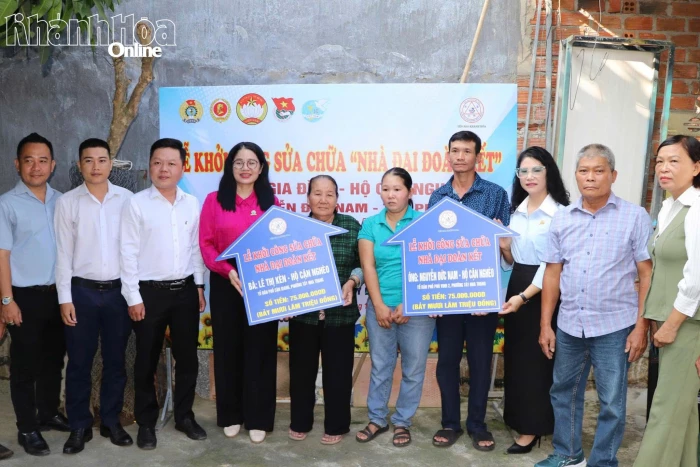 Phường Tây Nha Trang khởi công sửa chữa 2 căn nhà Đại đoàn kết