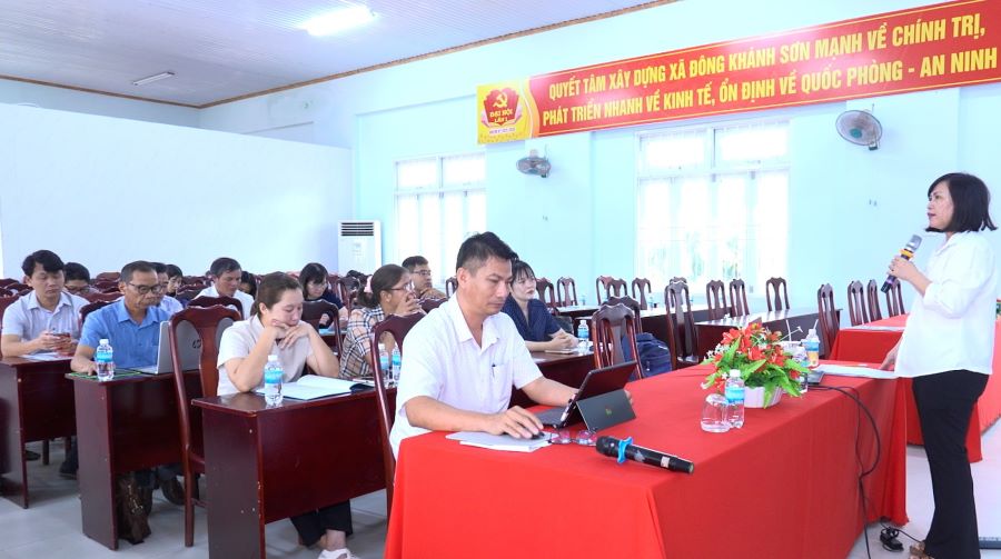 Quang cảnh buổi tập huấn.