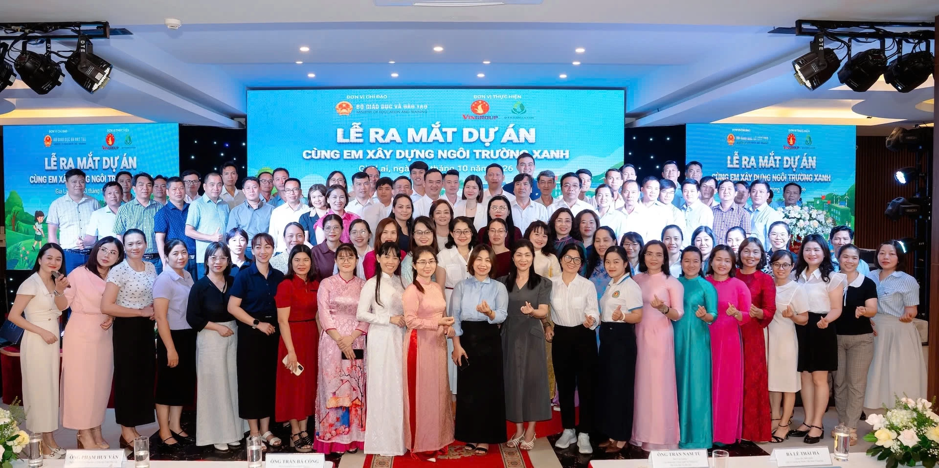 Đại diện các trường học tham gia buổi công bố dự án. Ban tổ chức cho biết dự án đặt mục tiêu thu hút 200 trường tham gia mạng lưới trường học xanh trên cả nước. Ảnh: BTC.