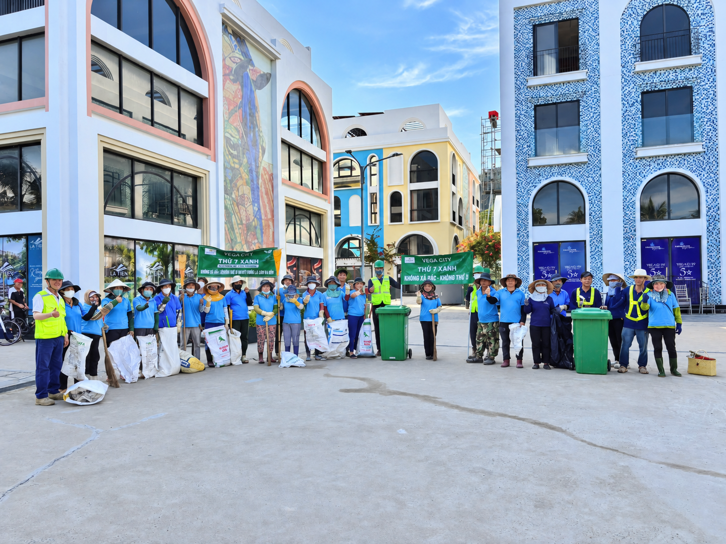 Phong trào “Ngày thứ Bảy xanh” do cán bộ nhân viên Vega City duy trì, hiện thực hóa cam kết phát triển điểm đến với bảo vệ môi trường.