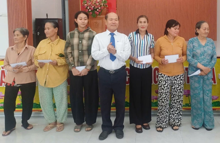 Xã Vạn Hưng tổ chức kỷ niệm Ngày Quốc tế Người cao tuổi