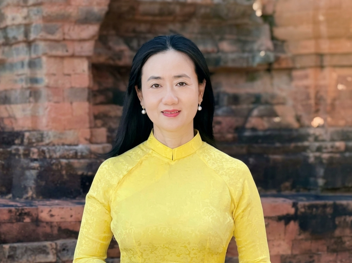 Bà Nguyễn Quỳnh Nga.
