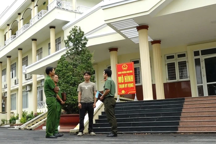 [Video] Trạm hy vọng - Đường về