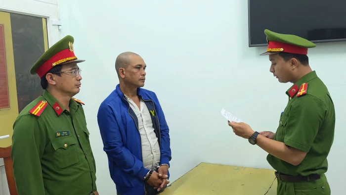 [Video] Bắt đối tượng dùng dao cướp tài sản của 2 thiếu niên