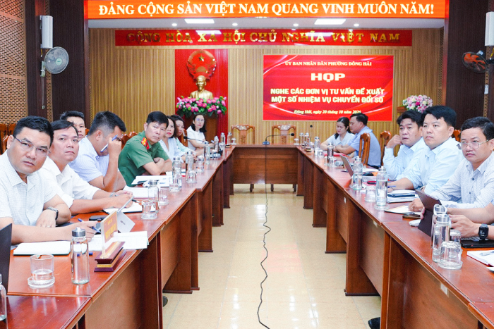 Giới thiệu các giải pháp chuyển đổi số phục vụ công tác quản lý, điều hành tại phường Đông Hải