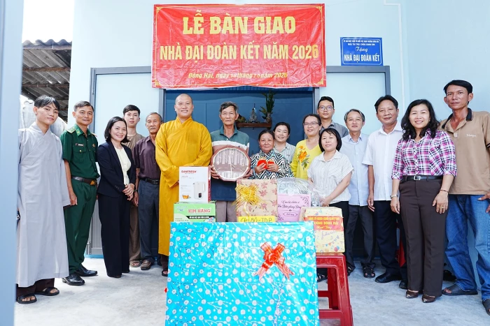 Phường Đông Hải bàn giao nhà Đại đoàn kết cho hộ có hoàn cảnh đặc biệt khó khăn 