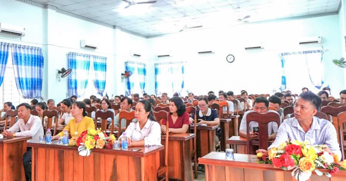 Bồi dưỡng nghiệp vụ công tác Đảng cho bí thư chi bộ, cấp ủy viên các xã khu vực Diên Khánh