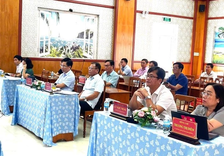 Đại biểu tham dự hội nghị.
