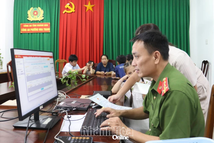 Tăng tốc hoàn thành cấp căn cước và định danh điện tử