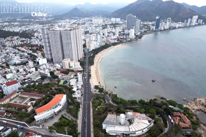 Xử lý các nguồn thải ven biển Nha Trang
